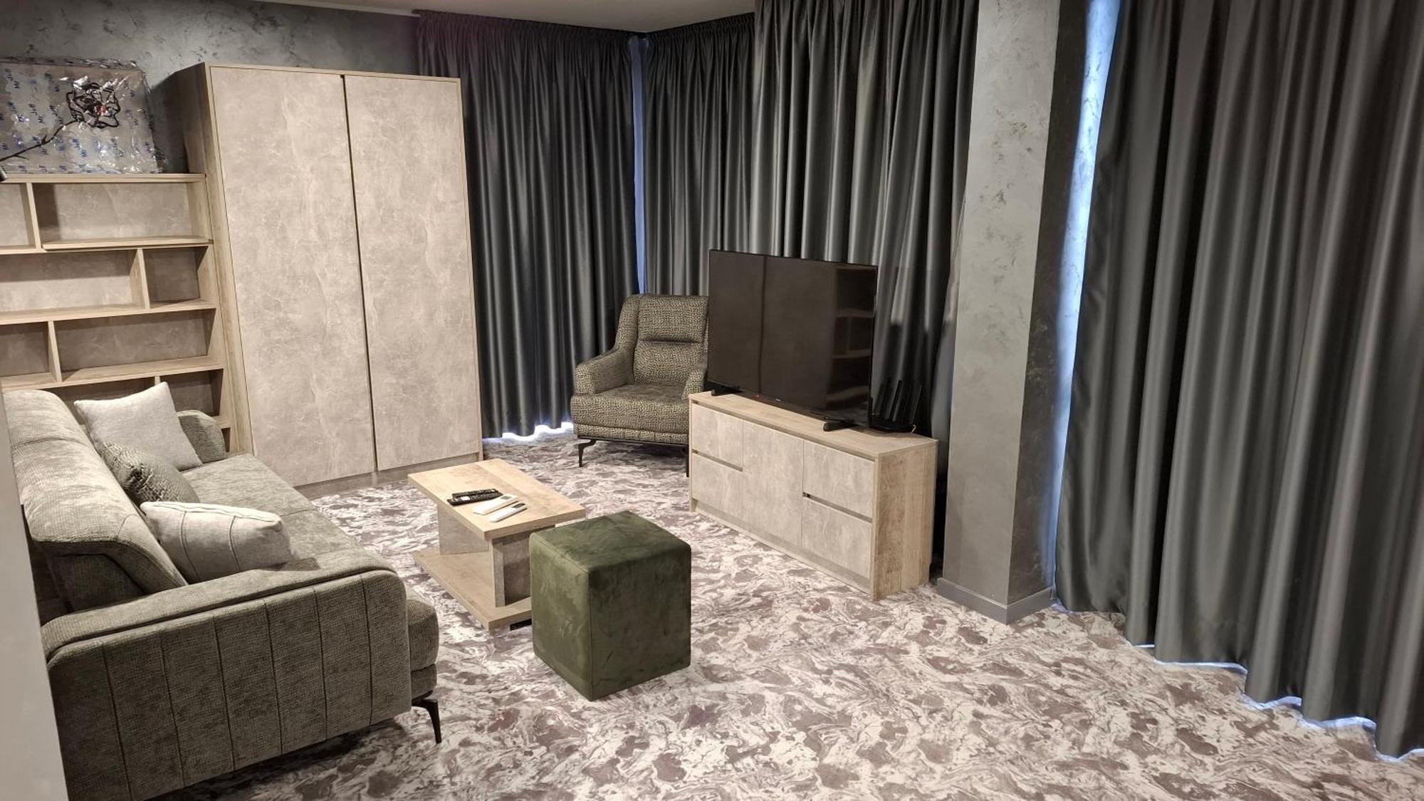 Rcr Einstein Studios 2 Sofia Zewnętrze zdjęcie